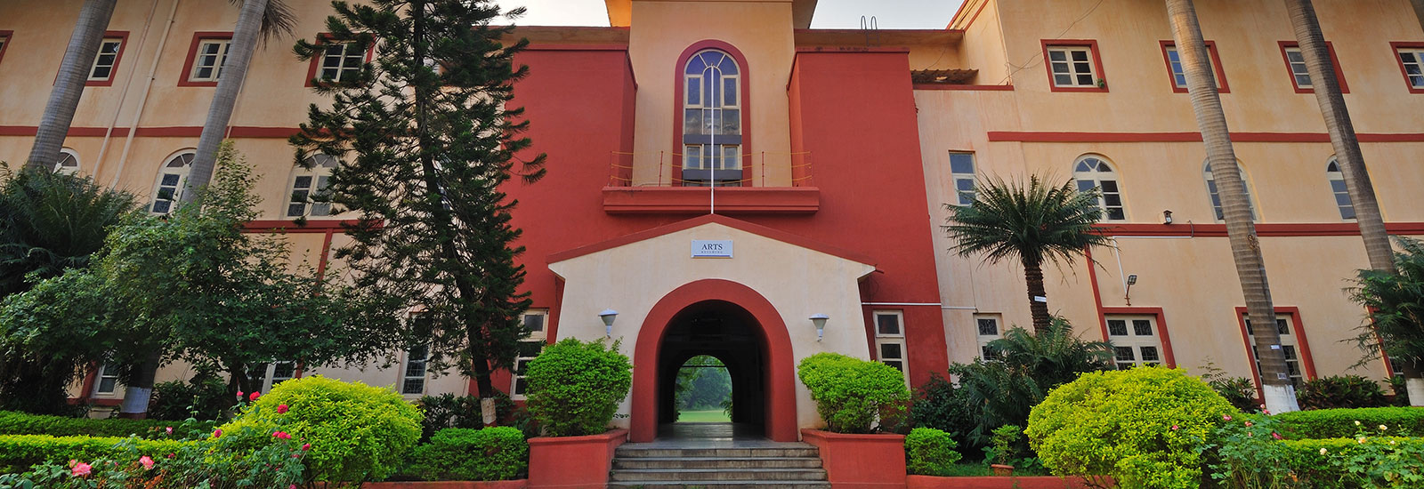 D.G. Ruparel College of Arts, Commerce & Science (DGRASC)